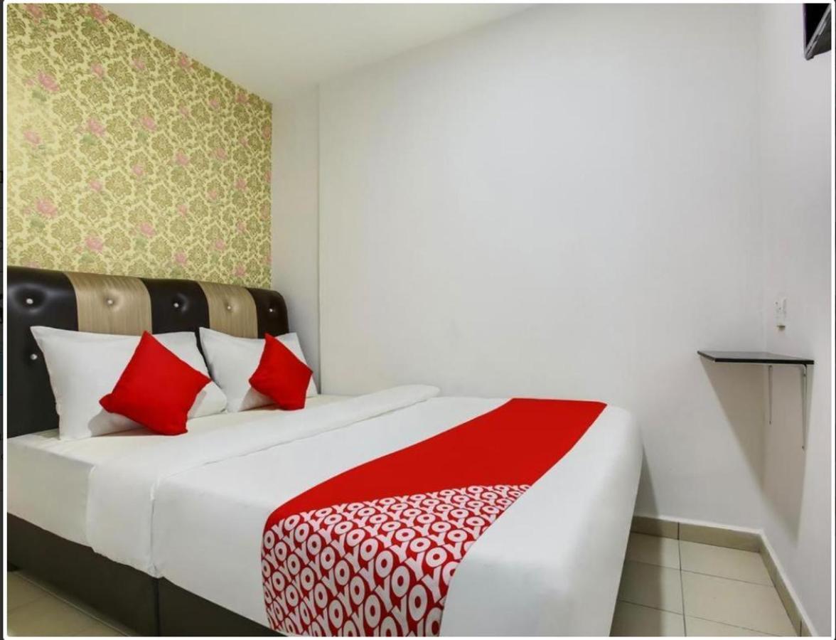 Ns Inn Hotel Malacca Exteriör bild